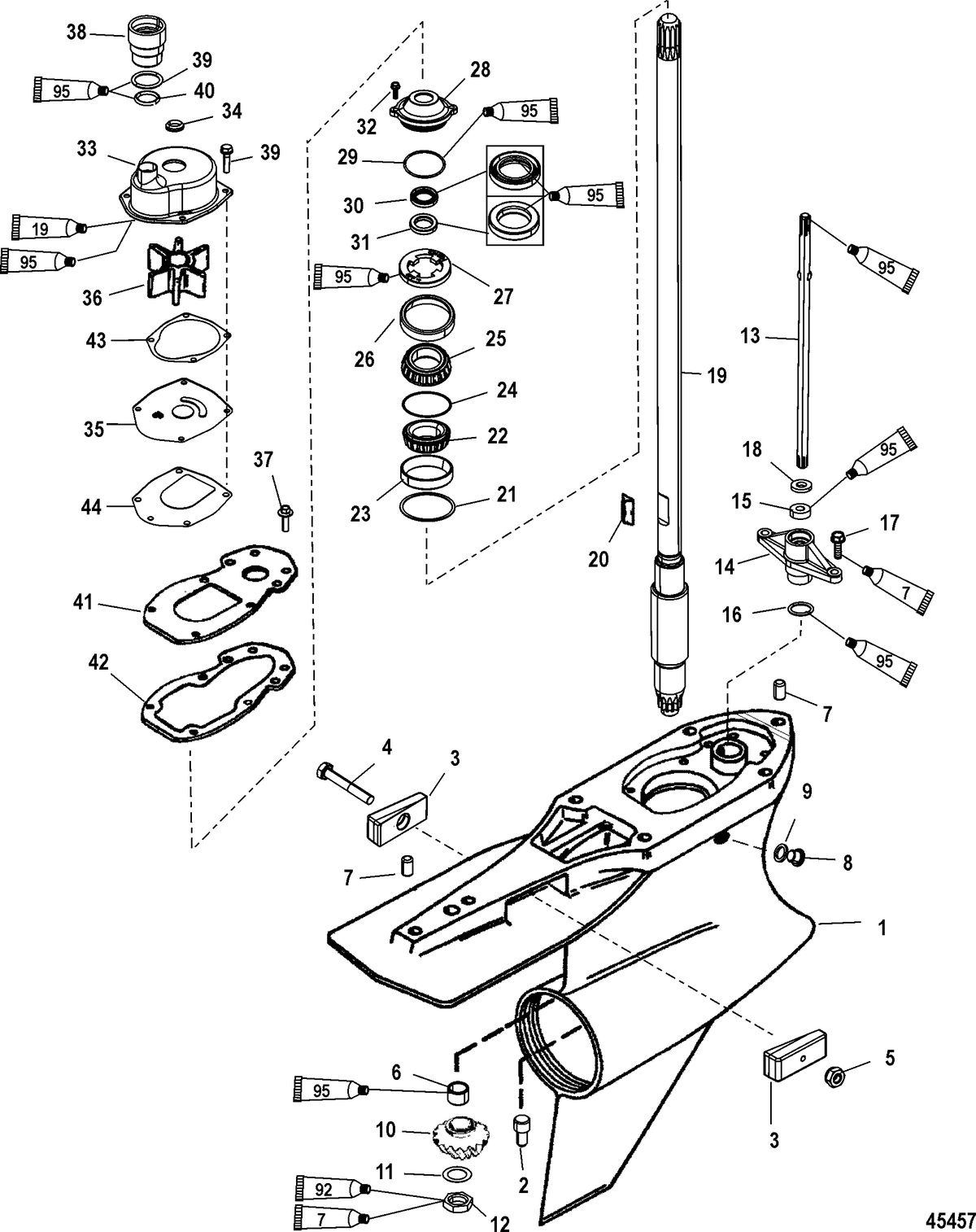 RACE OUTBOARD 2.5XS DFI (2.5L) Gear Housing(Driveshaft) Standard Rotation-Sportmaster