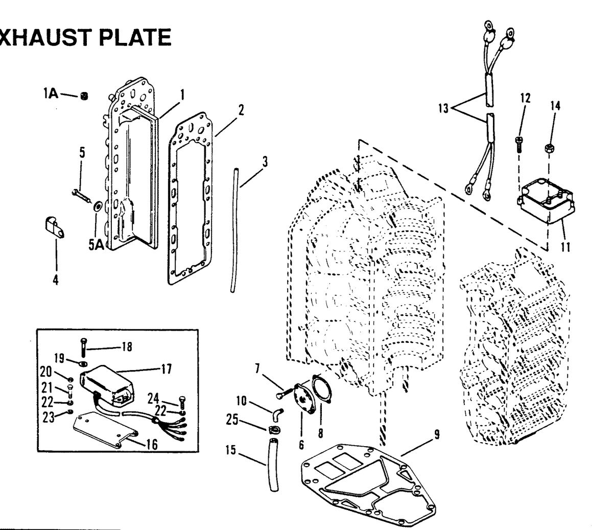 RACE OUTBOARD 2.5 L (CARB) EXHAUST PLATE