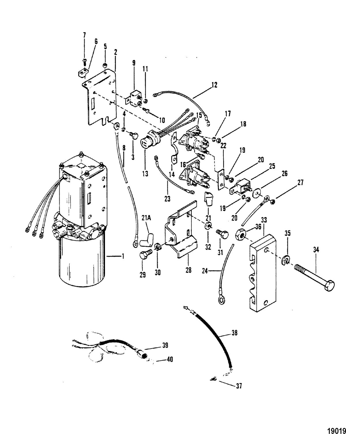 MERCURY/MARINER 150 H.P. XR-2 MARATHON MAGNUM (V-6) (1978-1985 COMBINED BOOK) Hydraulic Pump Bracket(S/N-5432022 and Up)